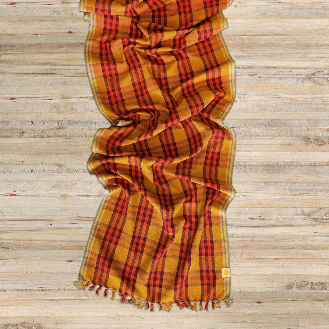 All Roads Waffle Plaid Table Runner - Naranja