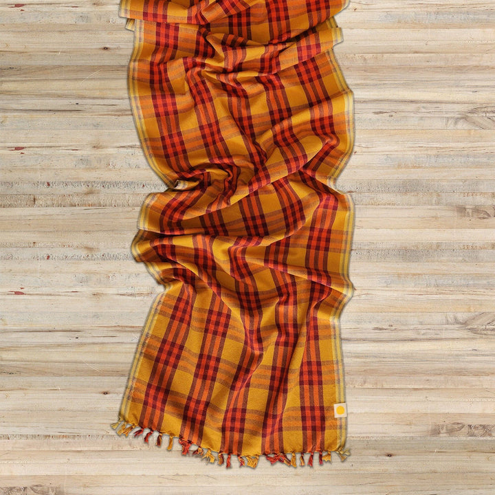 All Roads Waffle Plaid Table Runner - Naranja